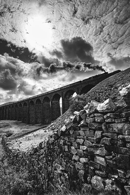 532x800_Last-of-the-season-Ribblehead-800SS
